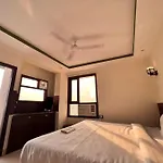 Hr Grand Hotel