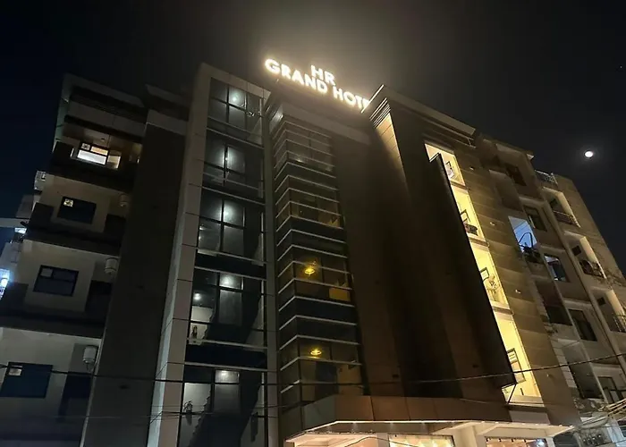 Hr Grand Hotel