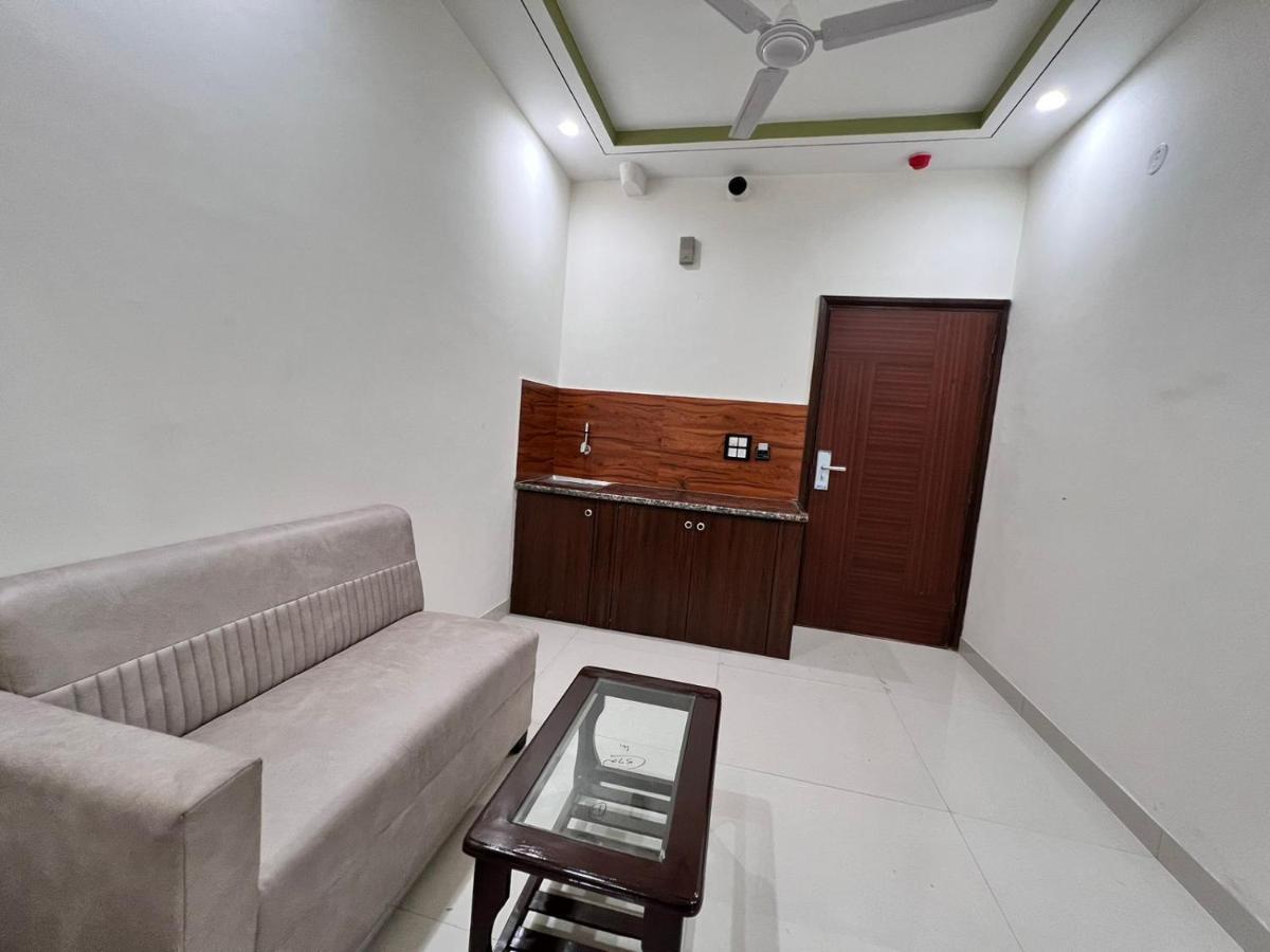 Hr Grand Hotel 3*