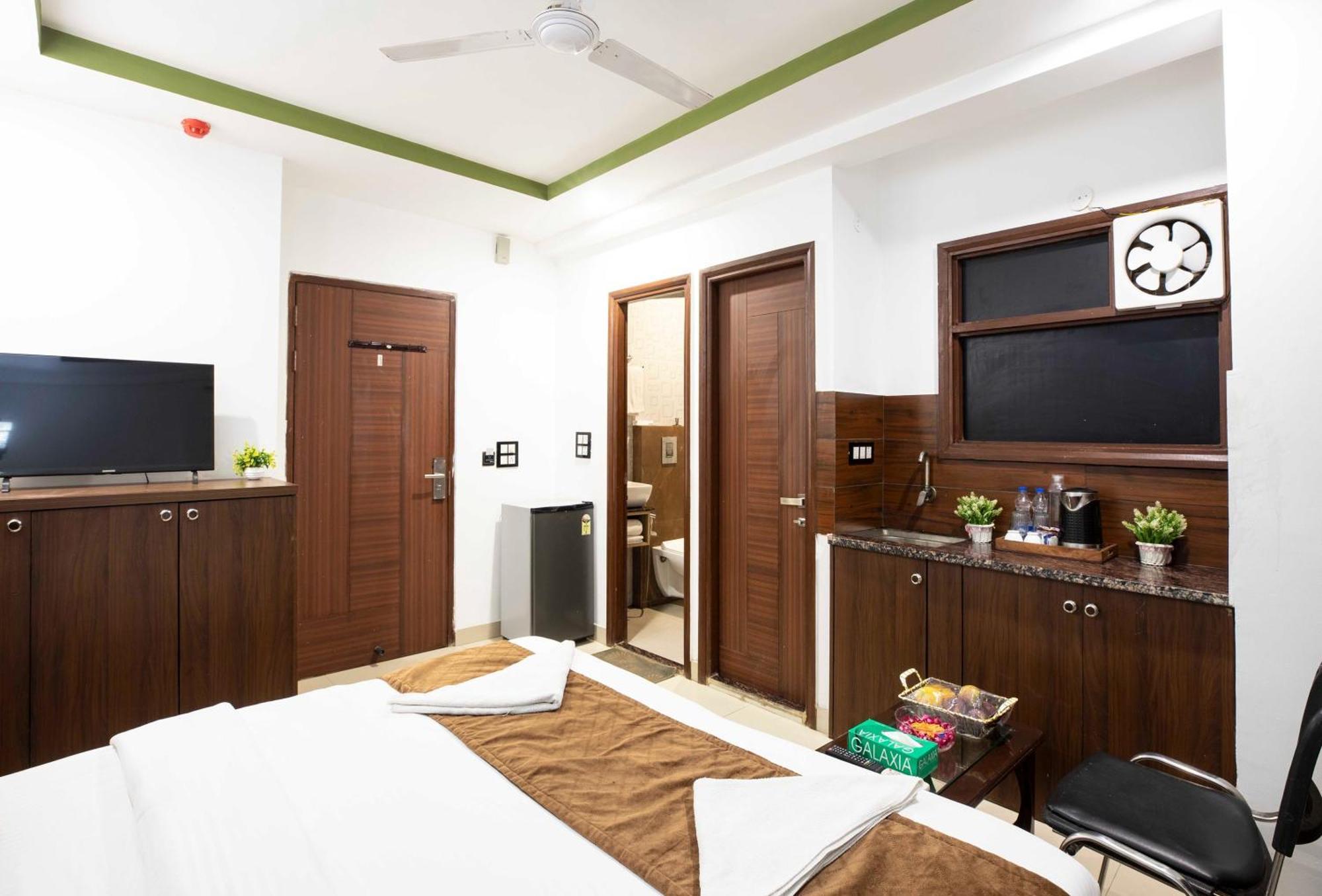Hr Grand Hotel 3*