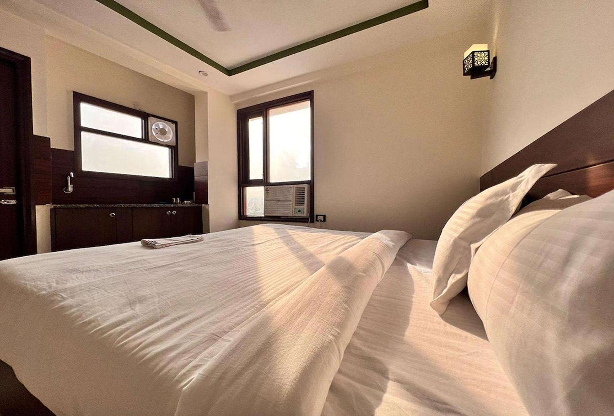 Hr Grand 3* New Delhi