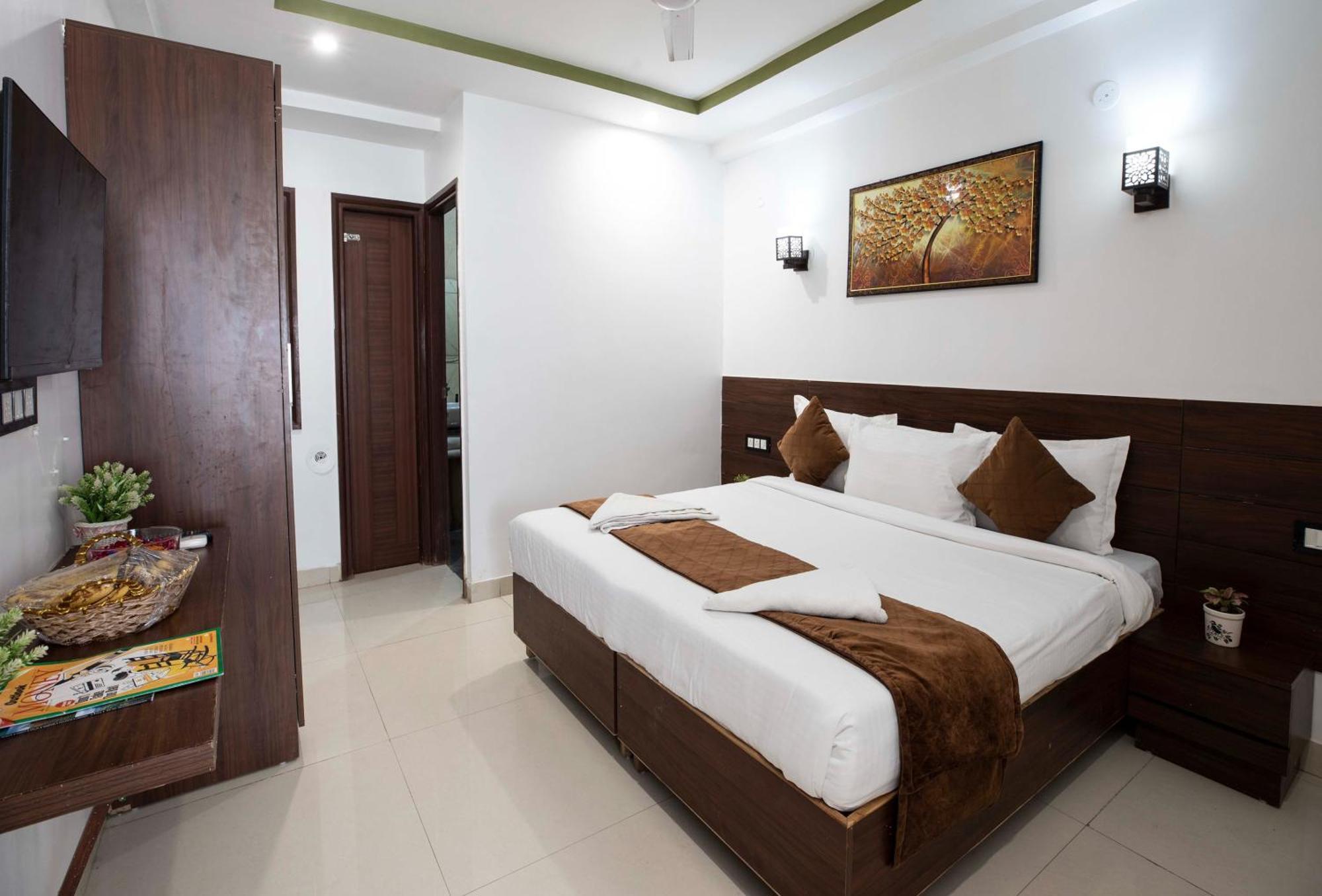 Hotel Hr Grand