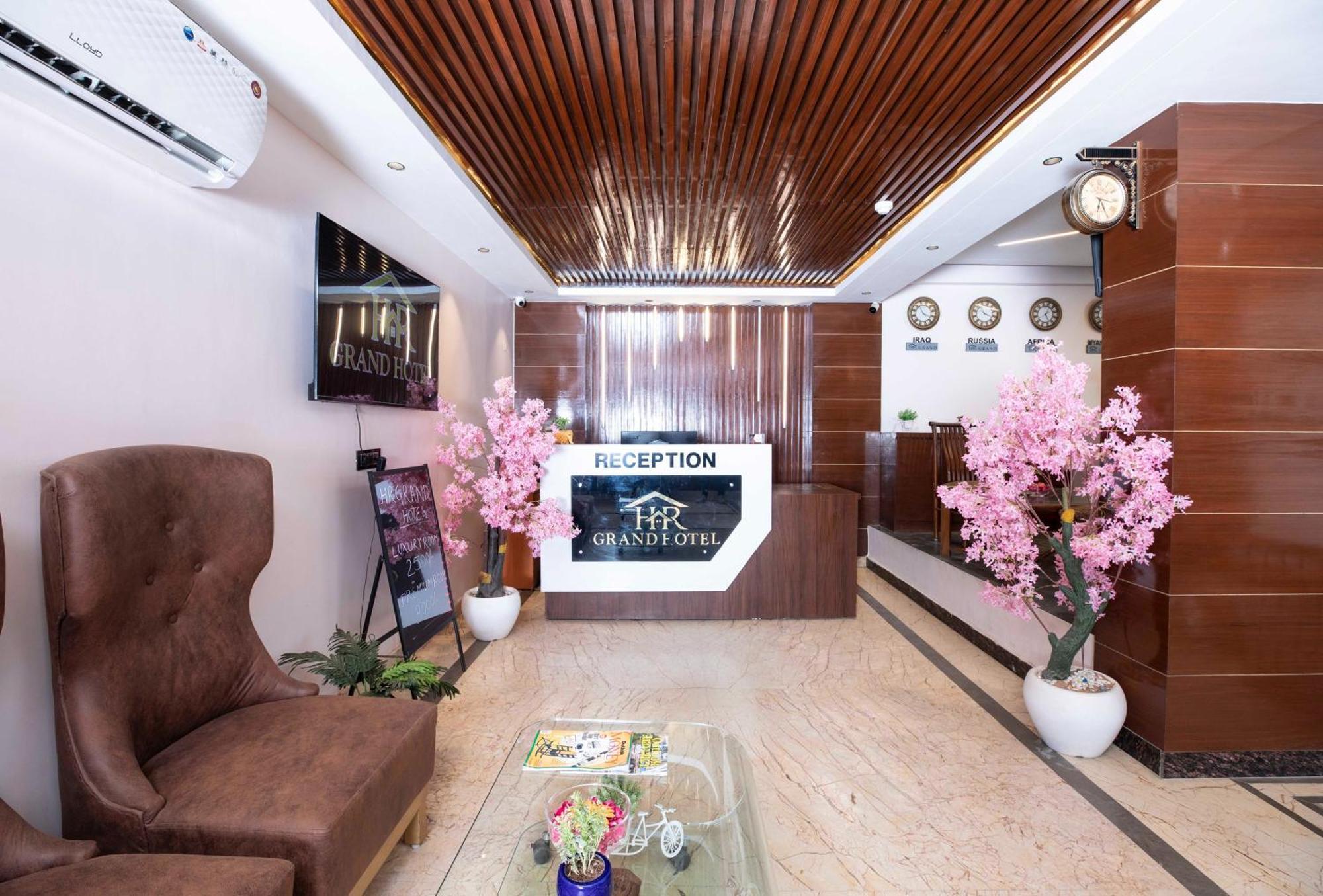 Hr Grand 3* New Delhi