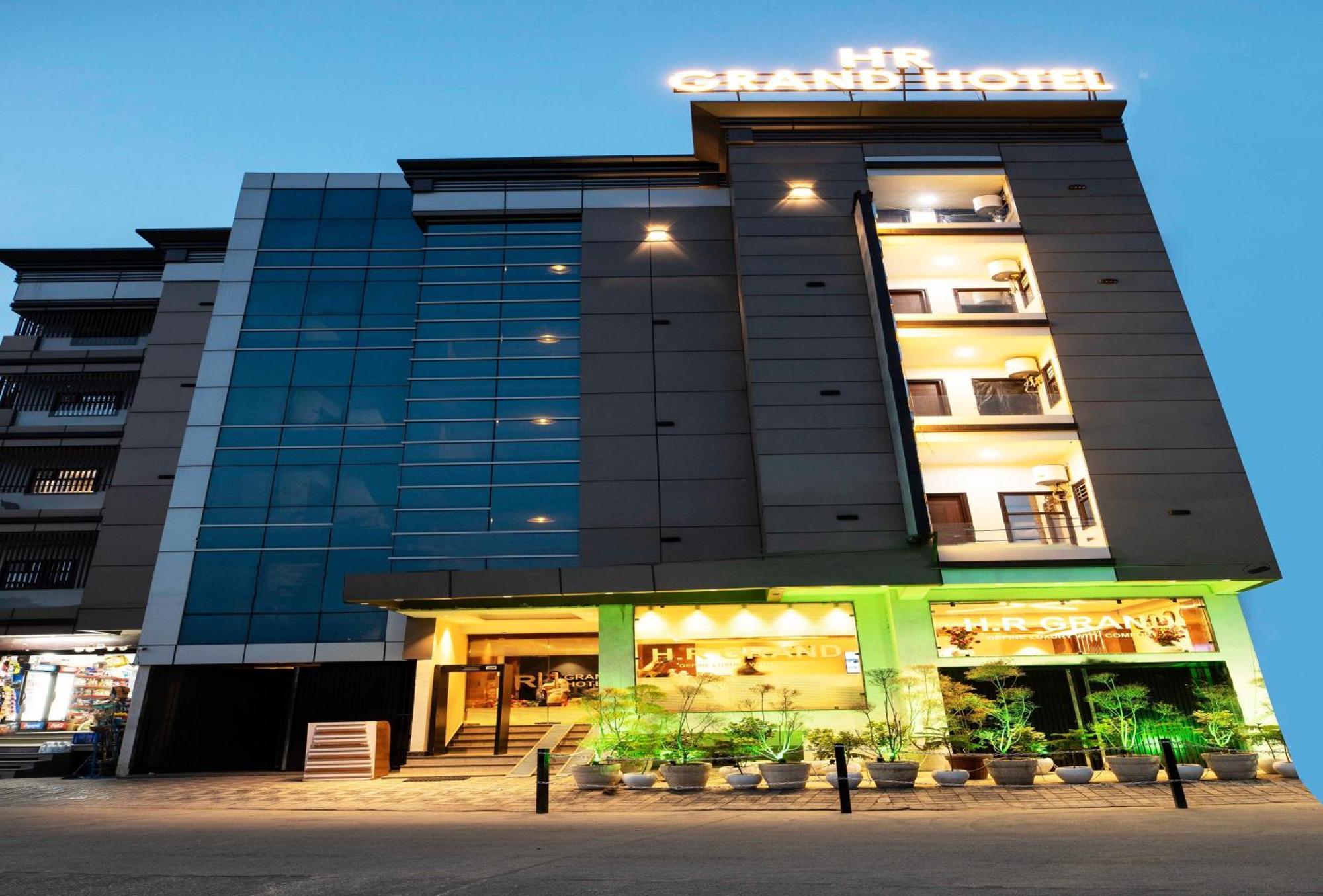 Hr Grand New Delhi