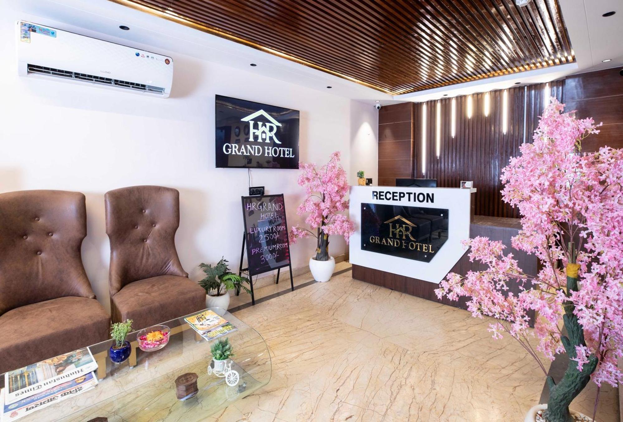 Hotel Hr Grand New Delhi